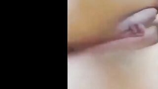 المموس التونسيه بعت ل حبيبيها فيديو وهي هري كسها  سكس مصر دعك و ضرب و بتقولوا عايزك تحشرو كله جوا كسي و تضربي علي طيزي