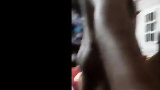العنتيل ماسك المموس المربربه ام كس شرقان فاشخ رجلها و نازل رزع في كسها الممحون بزبر وهي عماله تصوت من المتعه سكس مصر