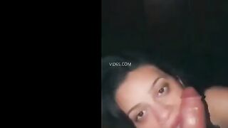 شروق الهايجه قحبة السيده زينب  سكس مصر هربت من بيت اهله وراحت قعدت مع حبيبها الديوث بيطلعها لايفات وهو فشخها نيك