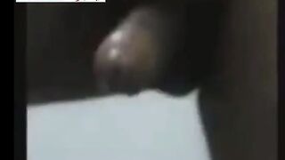 خطيبتي الشرموطه  جتلي البيت و كانت مكسوفه اني سكس مصر  بصورها خلاتها فلقست طيزها و فشختها نيك في طيزها المربربه