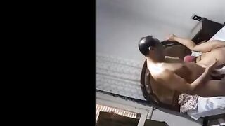 العنتيل الممحون غفل المموس وصورها وهي عريانه ملط و سكس مصر هو فاشخ كسها الهايج نيك وعمال يرزع فيها بزبرالكبير