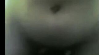 احمد الزبير ماسك عشيقتوا المموس فشخ نيك عنيف سكس مصر  في الوضع الفرنساوي اللبوه عماله  تقولوا دخلوا اوي يا احمد
