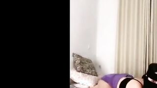 شراميط السعوديه الهايجين طالعين لايف تانجو اللبوه واقفه بقميص نوم شفاف سكس مصر  عماله تهز في طيزها الكبير واختها اللبوه بالاندر