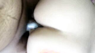 اللبوه المصريه الفاجره فتون نايمه علي بطنها في الو سكس مصري ضع الفرنساوي و صاحبها لابس الكاندوم و فاشخ طيزها نيك