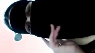 شيماء الهايجه ممحون حلوان الممحونه دخلت تاخد دش و خد سكس مصري ت التلفون معاها تصور كسها ل حبيبها الهايج قحبه مصريه
