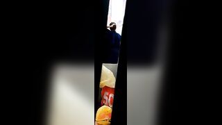 دي مراتي الممحونه طيزها كبيره من كتر ما بنكها فيها بس نفسي  سكس مصري اتفرج عليها وهي مفشوخه من راجل تاني واضرب عليها عشره