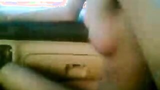 الشرموطه التونسيه الحيحانه راكبه مع خطيبها الهايج سكس مصري  العربيه  خلاها خلعت ملط وطلعت ركبت علي زبر فشخ كسها