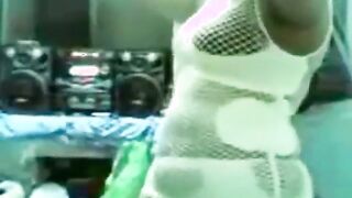 شقة دعاره شراميط مصريين الشراميط نازلين رقص شرقي بقمص سكس مصري ان النوم و قاعدين يتشرمطوا علي بعض حصري موقع انا مزه