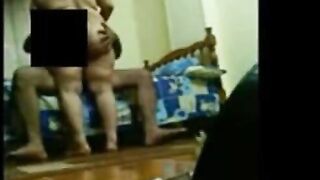 المموس المربربه راحت ل عشيقها شقتوا يدلع كسها الممحون و سكس مصري  يكيفها نيك اول ما دخلت ركبت علي زبر و فشخت كسها نيك