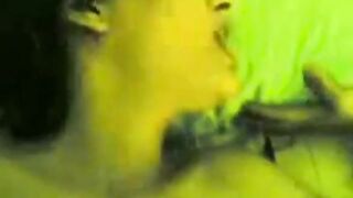 القحبه الهايجه عليها وحده اااه تخلي زبرك ينطر لبنوا في وشها عشيقها سكس مصري  مسكها فاشخ كسها نيك و بعبص وهي عماله تصوت من المتعه