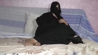 المموس ام محمد الحيحانه لبوة تانجو لايف قعده في غرفة البر سكس مصري ايفت فشخ كسها الممحون و طيزها المربربه لداعم السعودي