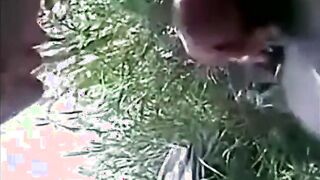شرموطه الشرقيه الهايجه راحت تقابل عشيقها جوا الغيط ذنقها  سكس مصري و خلعها ملط فشخ كسها الممحون نيك من الاخر قحبه مصريه