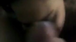 الشرموطه مروه الممحونه ماسكه زبر حبيبها و عماله ترضع فيه  سكس مصري اللبوه نزله لحس في بضانوا و خرم طيزوا بتهيجوا اللبوه