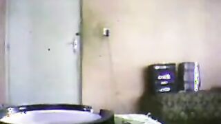 القحبه التونسيه عشيقها مغفلها وبيصورها فيديو وهي ع سكس مصري ندوا في الشقه عريانه ملط و رايحه جايه يبعبص في طيزها
