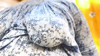 الشغاله المربربه ام كس كبير عجبت صاحب البيت الفحل استغ سكس مصري ل غياب مراته و خد الشغاله علي الغرفه فشخ كسها الهايج