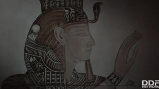 افلام سكس تاريخي حصري موقع انا مزه الملكه الهايجه كتفت الحارس سكس مصري  من ايدو و رحلها و ركبت علي زبر فشخت كسها الهايج نيك