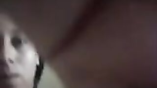 قحبه مصريه ممحونه بتكلم حبيبها فيديو كوول وهي في الح سكس مصري مام عريانه ملط و واقفه تحت الدش عماله تعصر في بزازها