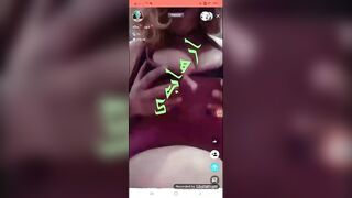 اوسخ كلام سكس و شرمطه ممكن تسمعوا في حياتك مع المموس شهد العالقه سكس مصري  لبوة ابلكيشن تانجو لايف المموس عماله تعصر في بزازها