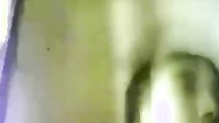 ناهد الحيحانه بتكلم حبيبها فيديو كووول بتفرجوا علي ك سكس مصري سها الممحون وهو هايج وبتضرب سبعه ونص اللبوه هرت كسها