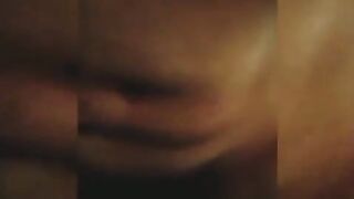 الجزء التاني القحبه راحت ل خطيبها البيت تدلع زبر و ت سكس مصري خلي ينزل لبنوا قعده علي زبر و عماله تفرك بكها الهايج