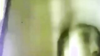 المموس الحيحانه بتكلم عشيقها فيديو كووول وهي هايجه و ك سكس مصري سها مولع عماله تعصر في بزازها و تفرك في كسها الممحون