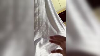 الجزء التاني المموس ندي الحيحانه كان نايمه دخل علي سكس مصري ها وفضل وراها لحد ما صحيت و فشخ كسها الهايج نيك عنيف