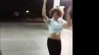 المموس الحيحانه ام كس شرقان قعده بتكلم عشيقها فيديو ك سكس مصري وول وهي في الحمام عريانه ملط و عماله تتشرمط و تتعالق