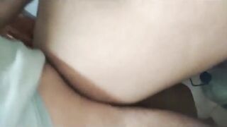القحبه كانت في الحمام بتاخد دش دخل عليها عمه الهايج  سكس مصري وهو عريان ملط و حشر زبر كله جوا كسها وهي واقفه فشخها