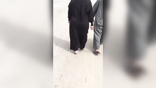 الفحل بيصور المموس الحيحانه من ضهرها و هي ماشيه بالعب سكس مصري ايه و النقاب طلع معاهم علي الشقه تريح ازبارهم الهايج