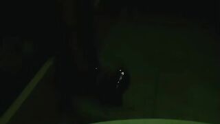 الملكه ساره الهايجه قعده علي السرير و الكلب بتاعها الخول  سكس مصري قاعد تحت رجلها بيبوس في رجلها و بيلحس في صوابع رجلها